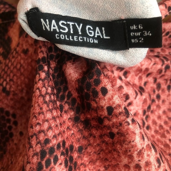 NASTY GAL snake print midi dress - Picture 8 of 8